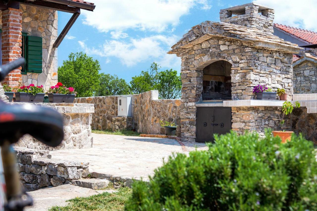 Holiday Home Vlatka Lozovac Exterior photo